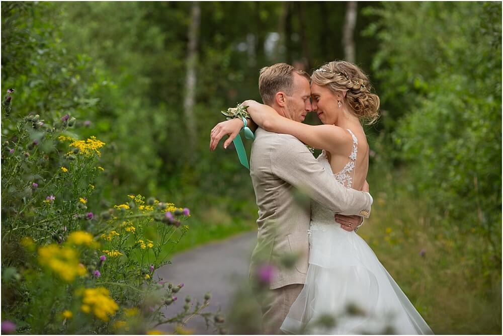 Huwelijk LImburg Ospel | Trouwfotograaf Inge van den Broek
